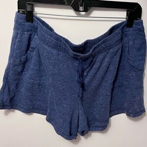 Athletic / casual shorts